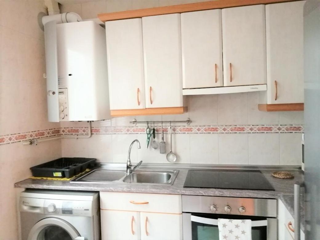 Apartamento อูเอสกา ภายนอก รูปภาพ