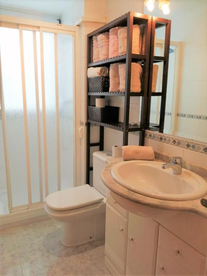 Apartamento อูเอสกา ภายนอก รูปภาพ